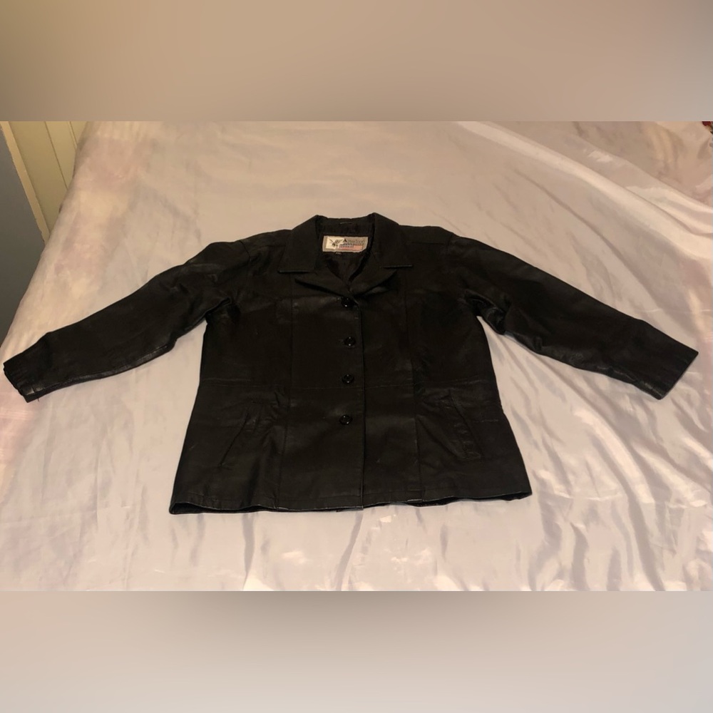 Women's Black Leather Jacket 2XL, see photo’s and measurements - Picture 5 of 15